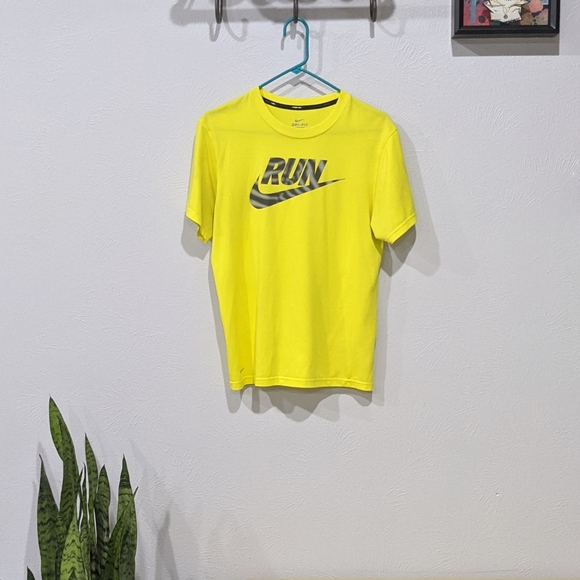 Nike Other - Nike Dri-Fit Men's Small Shirt